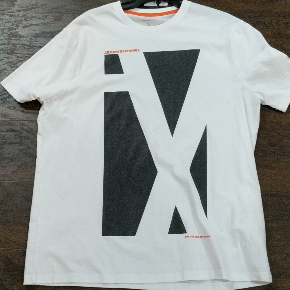Armani Exchange men's tee. Cool graphics. NWT